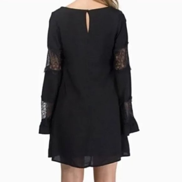 Tobi La Belle Black Flare Sleeve Lace Shift Dress XS Extra Small - Picture 2 of 10